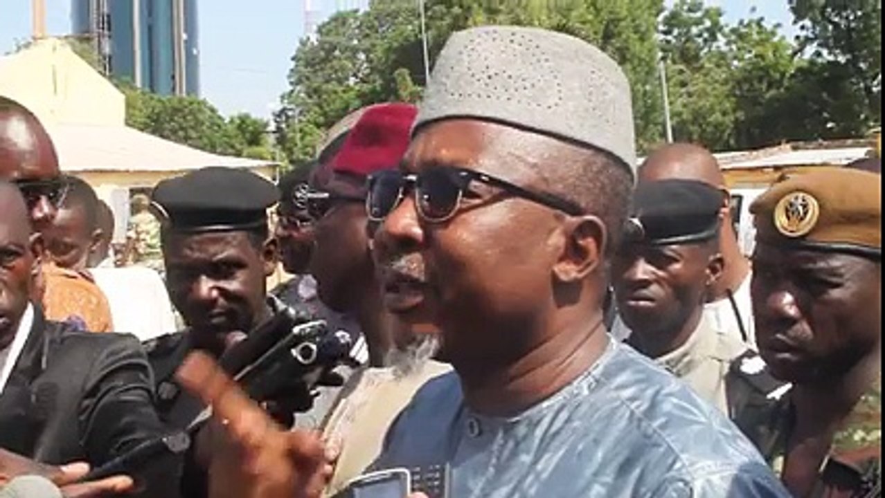 ECOUTER  AHMAT BACHIR LE VIP DES ITNO - SUR TOL