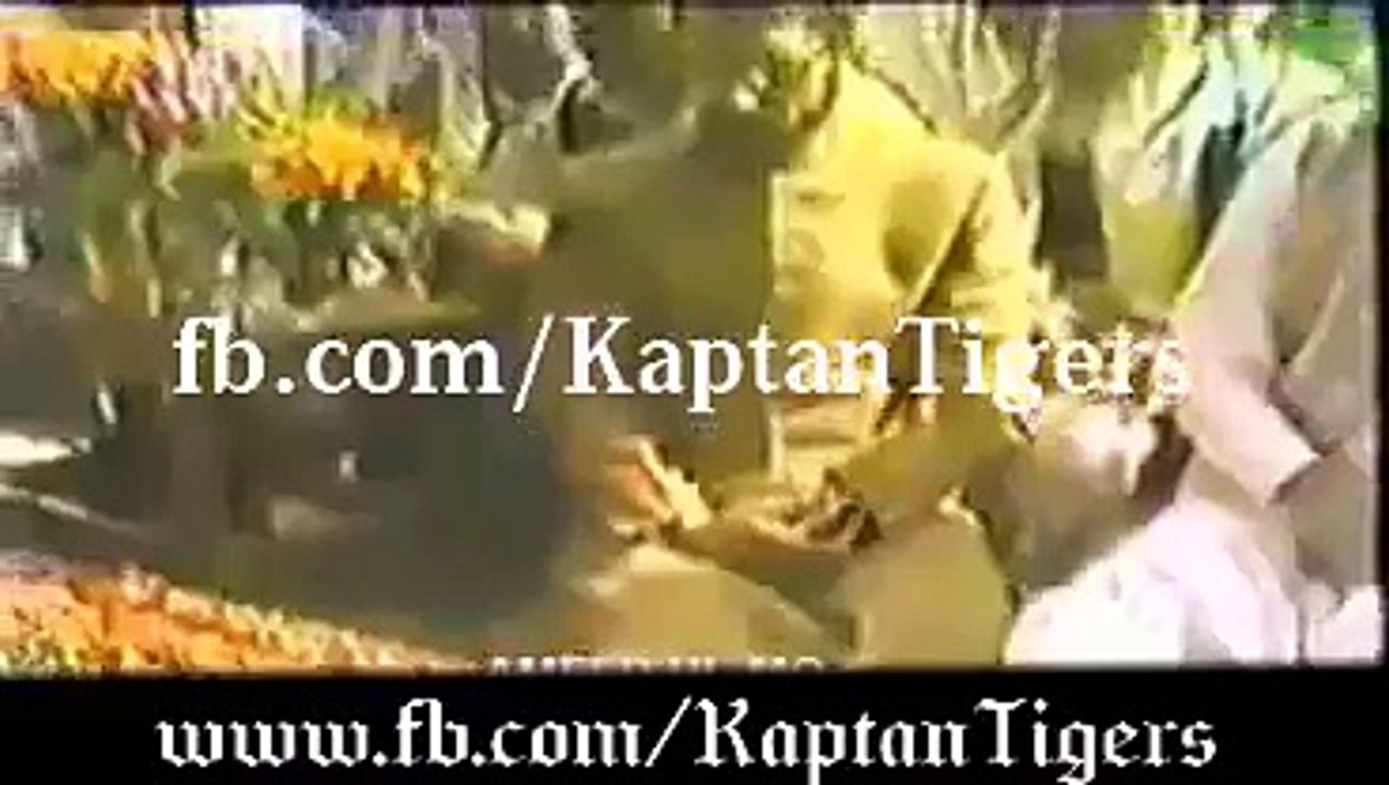 کیا سچ مچ یہ نواز شریف ہے اور اس کے کسی زمانے میں یہ حالت تھی؟؟