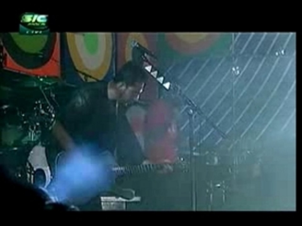 System Of A Down - Needles live