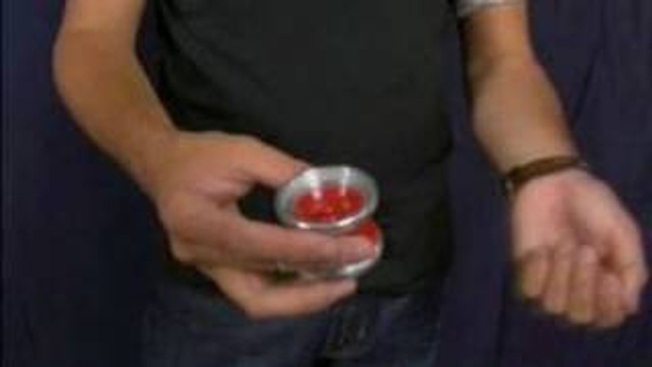 How To Do Basic Yo-Yo Tricks : How To Do The UFO Yo-Yo Trick