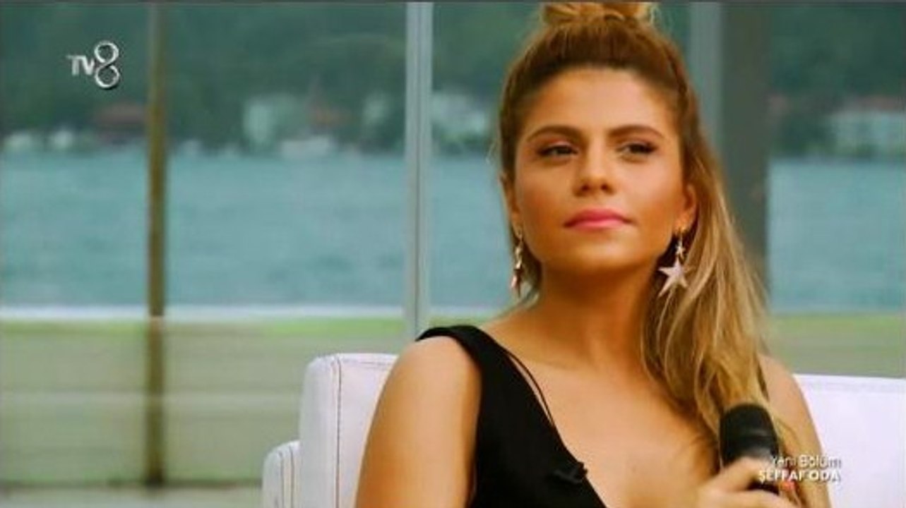 Melis Kar - Yerin De Dolmuyor Ki (Şeffaf Oda)