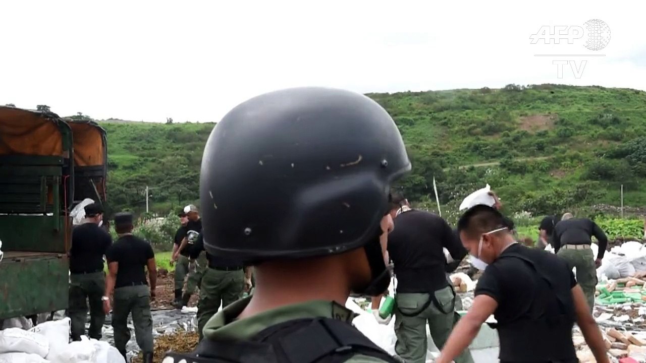 Toneladas de cocaína queimadas