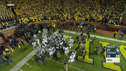 Football team changed issue of derby match in 10 seconds!! Michigan vs Michigan State.
