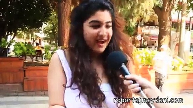 Vermicem vermicem diyen kıza sokaktan cevap sokak röportajı - Funny videos - Komik videolar