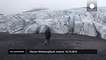 Francois Hollande visits Iceland glacier
