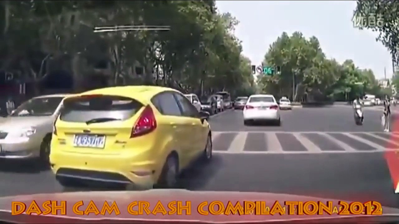 Dash cam Crash Compilation 2012