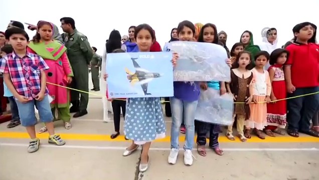 Highlights of Turkish Air Force's aerial demonstration team