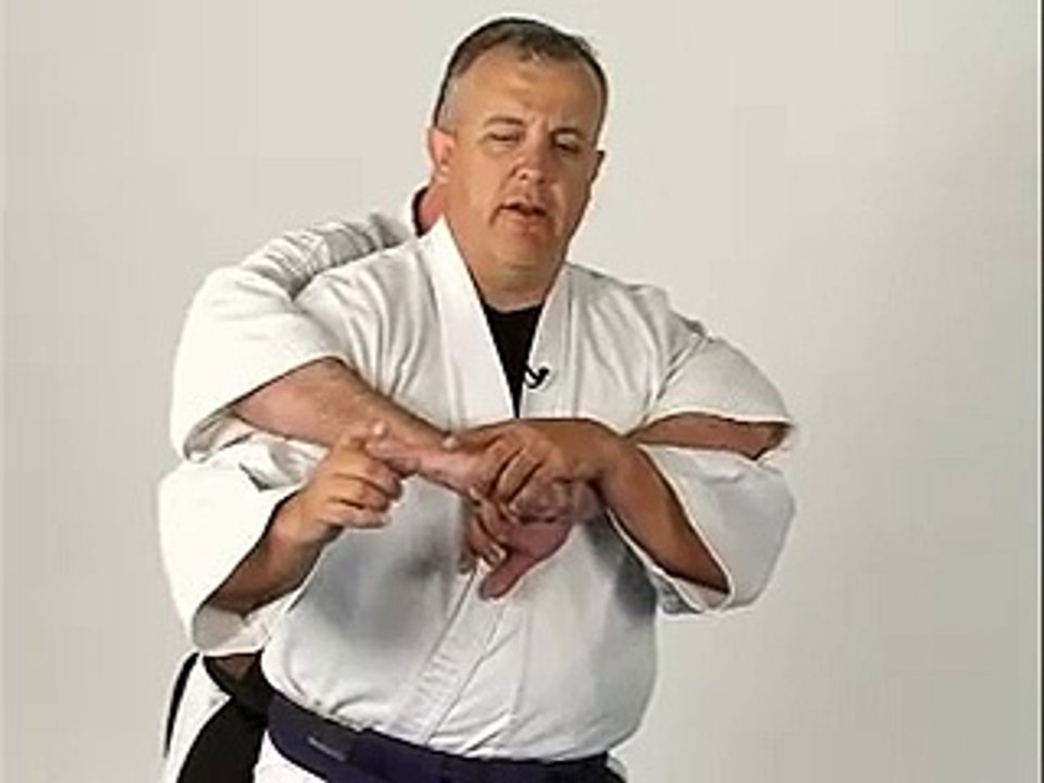 aikido kubishimi rear bear hug choke