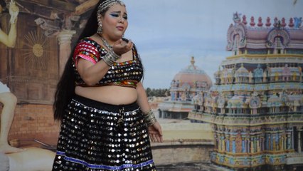 ANGELA OF JAPAN ROCKS  SUPER DANCING ON INDIAN SONG