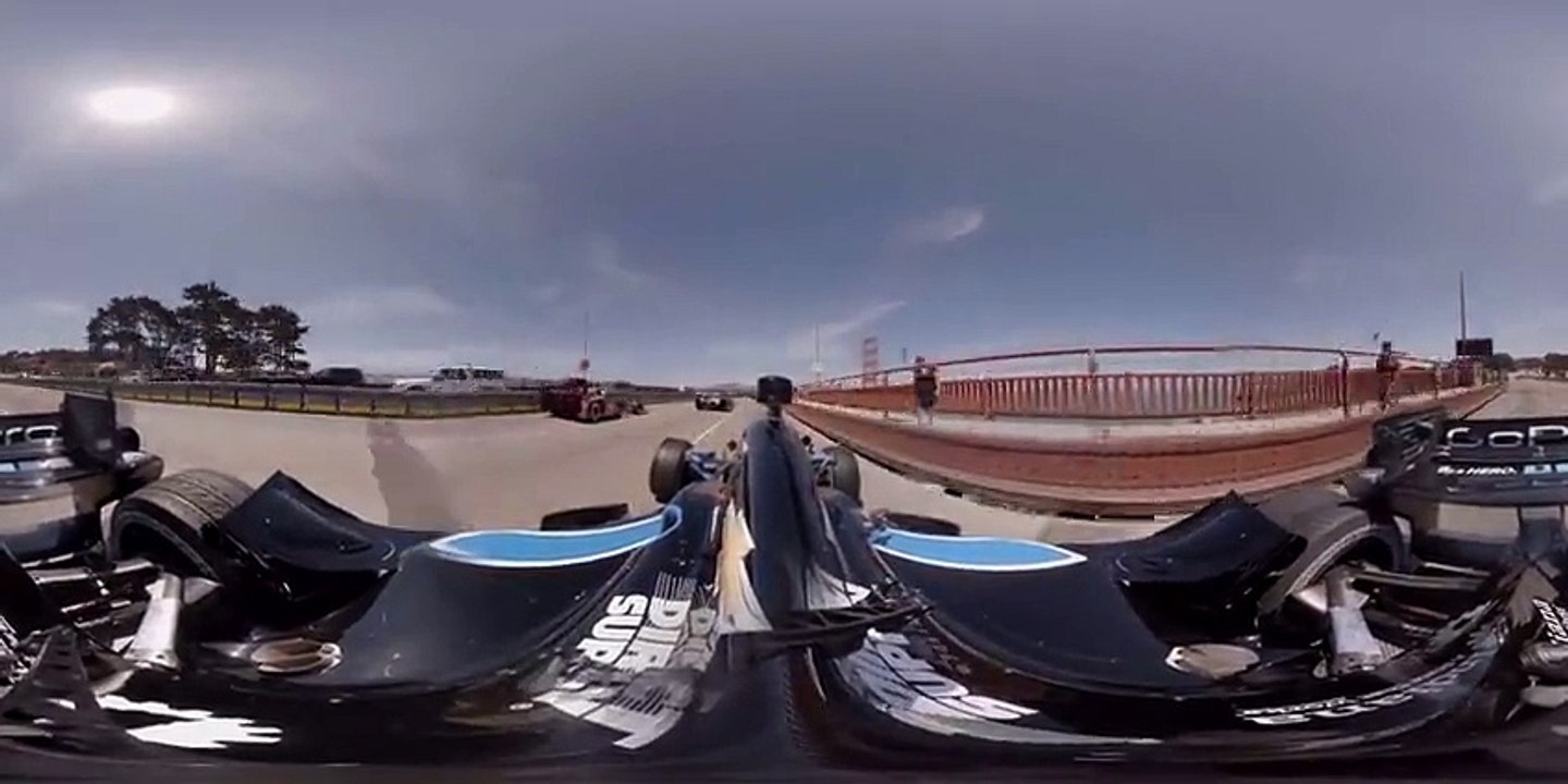 IndyCar Araçları 360 Derece Olarak Golden Gate Köprüsünde