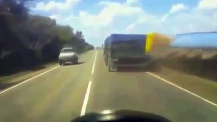 【衝撃映像】　海外自動車事故　衝撃クラッシュシリーズ　決定