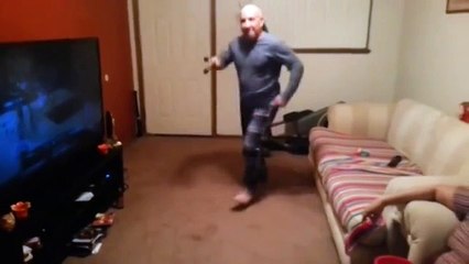 Парень спросил_ Отец, а ты умеешь танцевать