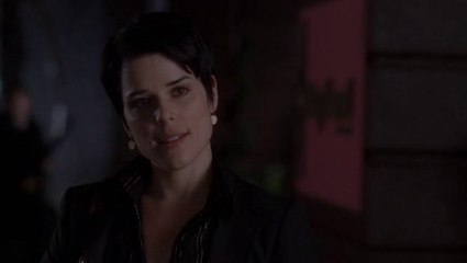 Neve Campnell in Medium - Episode 2