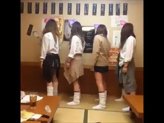 【パリピダンスvine】おバカな女子高生がダンスで腹筋崩壊のポロ�