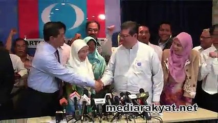 Download Video: Dr Wan Azizah: Saifuddin Abdullah Isytihar Keluar Umno & Masuk KEADILAN