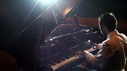 Hayat Mümin Sarıkaya Gözümden gönlümden düşen düşene