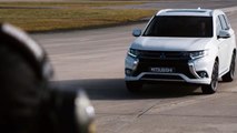 2016 New Mitsubishi Outlander PHEV Review | AutoMotoTV