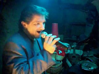 Thierry chante Hey ! Baby Johnny Hallyday