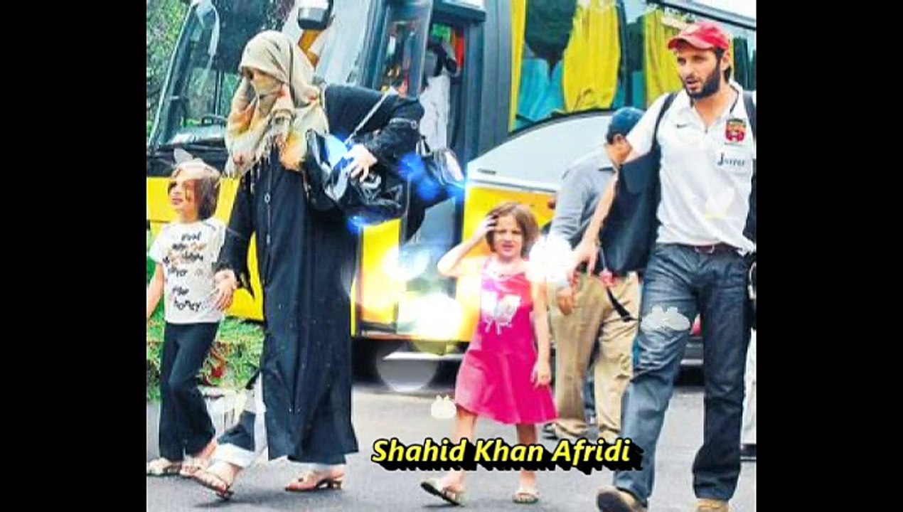 Pakistani Cricketers and their beautiful wives