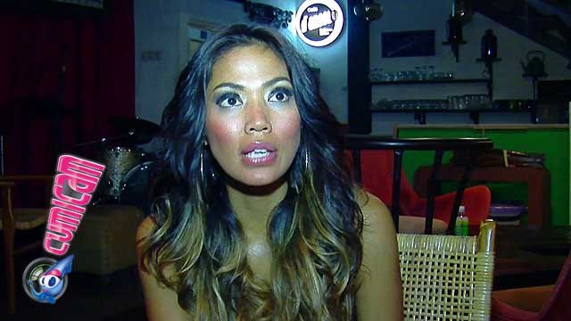 Wow! Seksinya Shanty - Cumicam 19 Oktober 2015