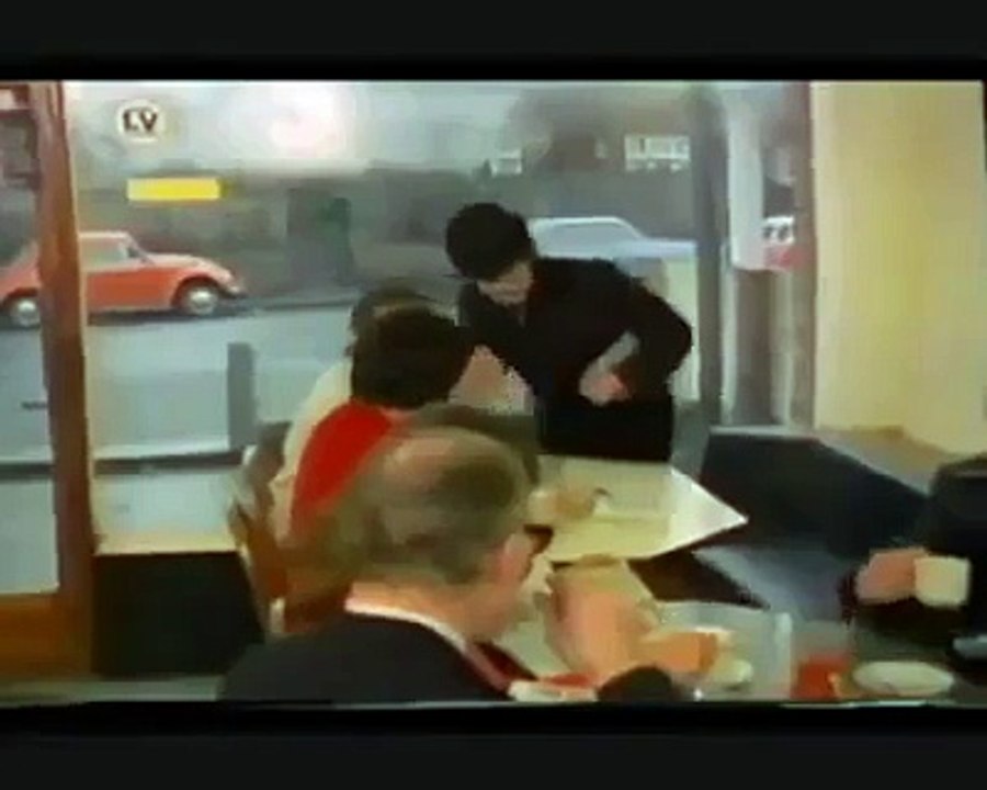 One of the funniest comedy sketches of all time - Fun 4 Everyone