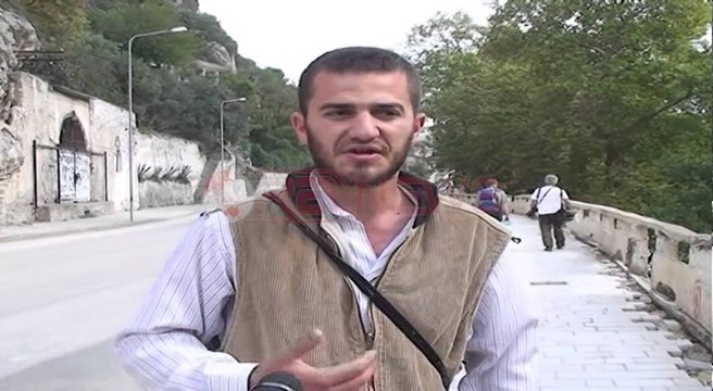 Bordurat buzë Osumit janë prishur, banorët: Të merren masa - Ora News- Lajmi i fundit-