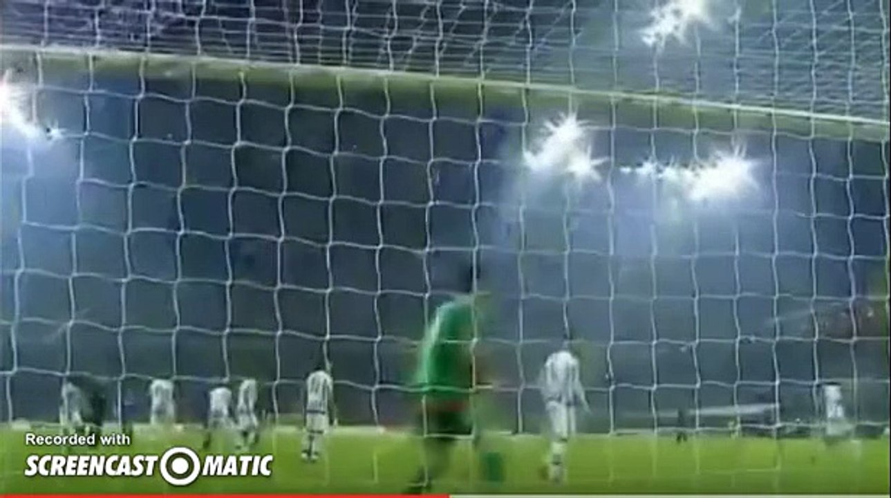 Gianluigi Buffon Fantastic Save - Inter Milan vs Juventus (Serie A) 18_10_2015