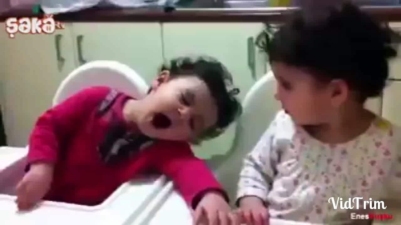 Top Funny videos from Internet Try not to laugh or grin HARDEST