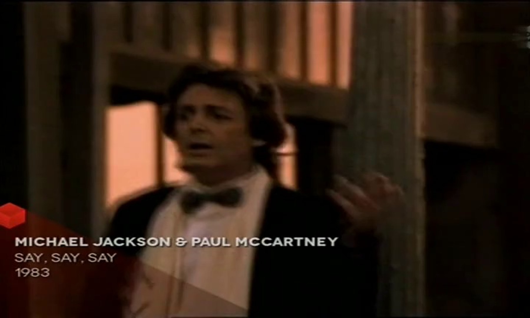 Mccartney michael jackson say say say. Paul MCCARTNEY Michael Jackson say say say 1983. Маккартни клоун say say say.