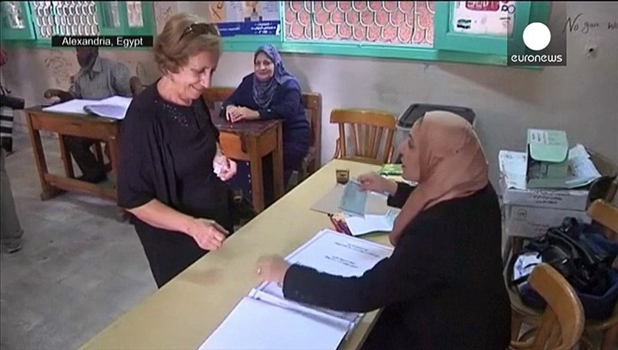 La baja participación y el despliegue policial empañan los comicios egipcios