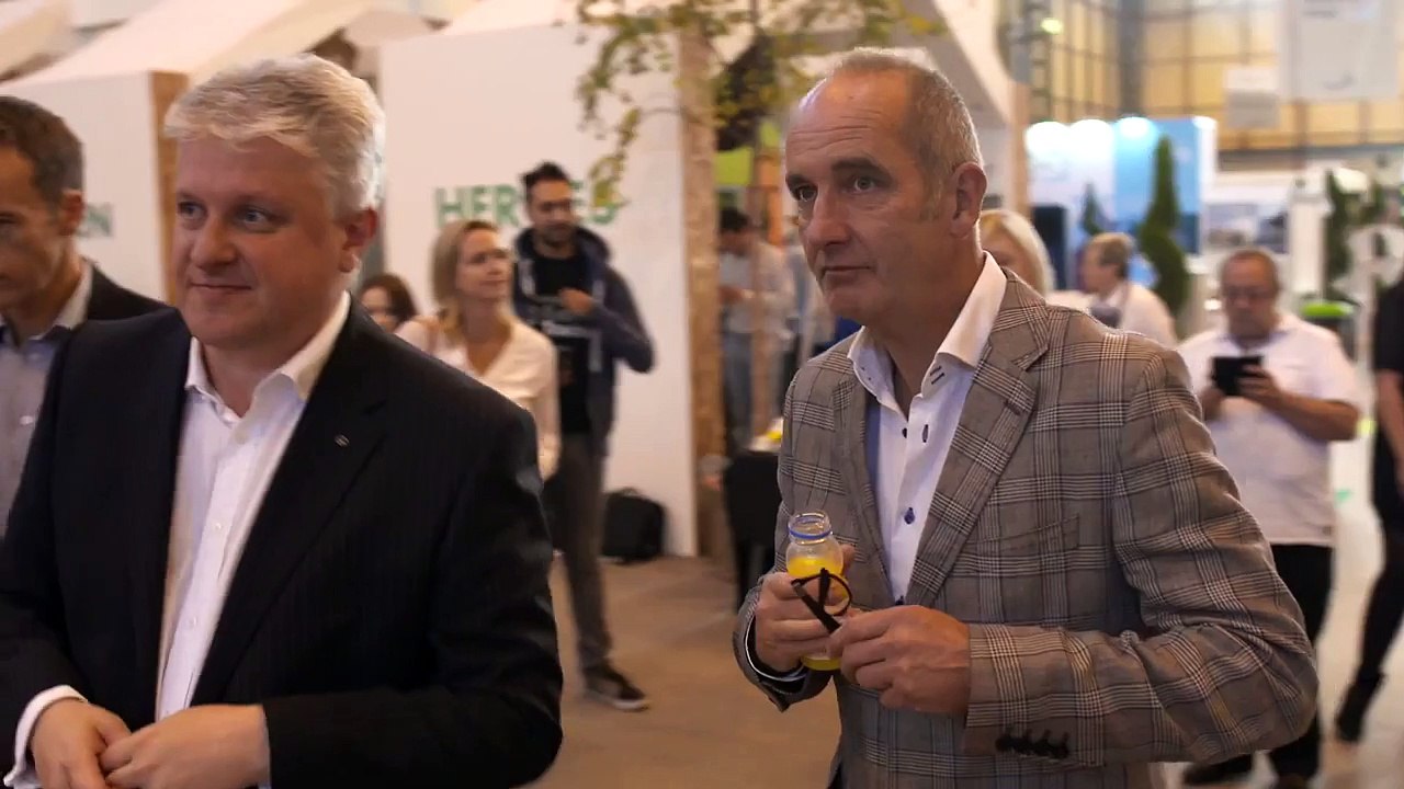 Kevin McCloud Origami inspired Lexus car at Grand Designs Live 2015 | AutoMotoTV
