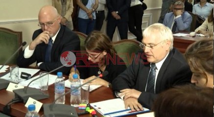 Në 24 tetor Xhafaj në komision për amendamentet e reformës, opinionet e PD në dhjetor