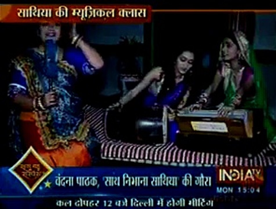 Gopi Ne Kiya Gora Ko Police Ka Hawale Jisse Meera Ne Maara Gopi Ko Thappad - 19