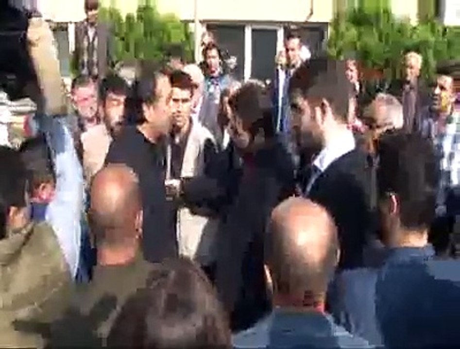 Dilek Doğan'ın yattığı hastane önünde polisten müdahale