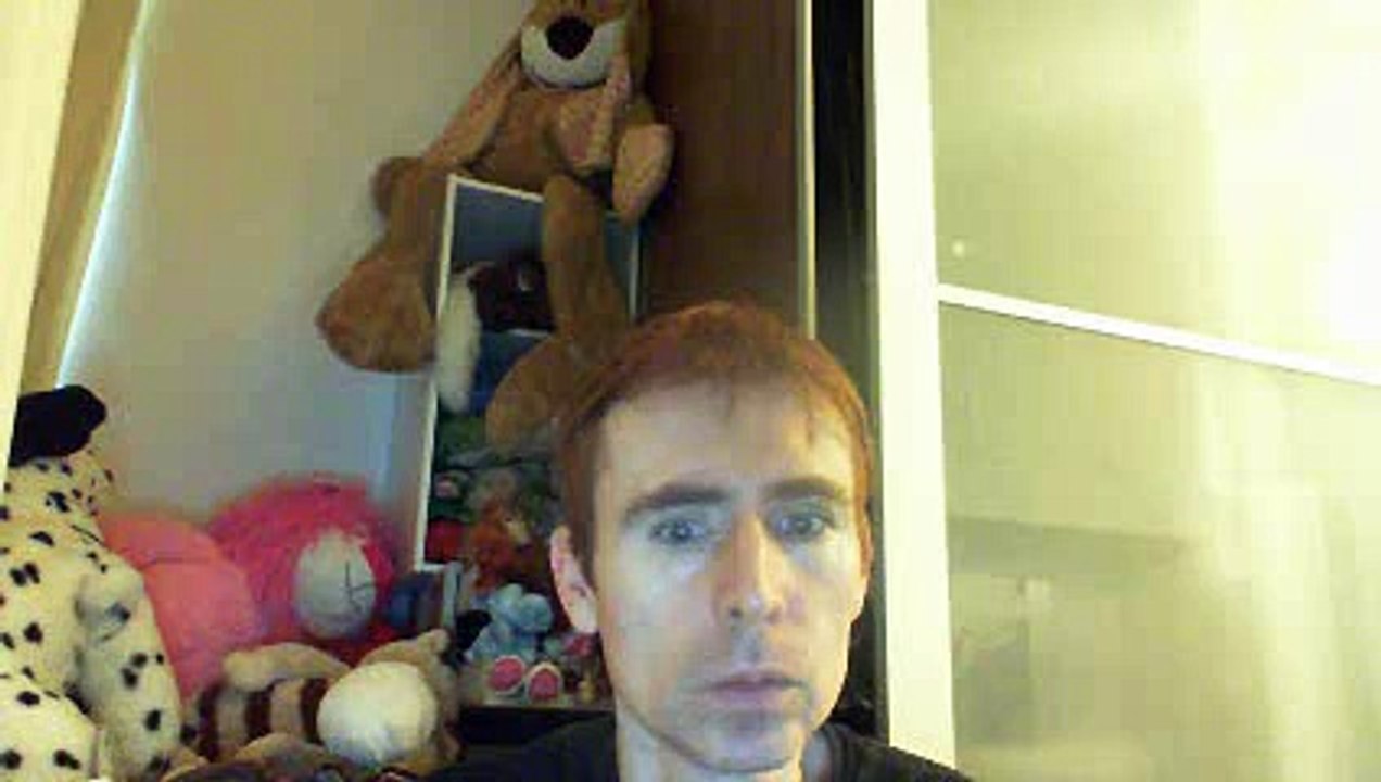 Wiwi égratigne "derrière les mots" d'Alain Souchon & Laurent Voulzy