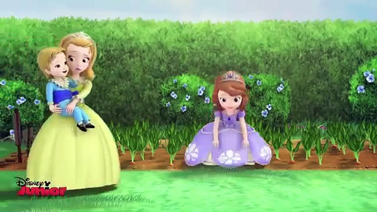 Sofia The First 2 Princesses & A Baby Cedric turns James Into A Baby! Disney Junior UK HD