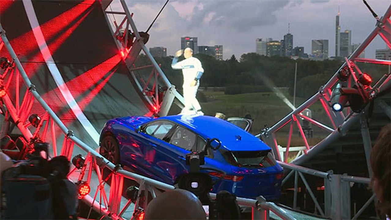 Spektakulärer Weltrekord von Jaguar zur IAA 2015