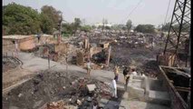 Un incendio destruye más de 400 viviendas de un barrio marginal de Nueva Delhi
