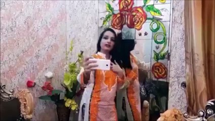 How Girls Take Her Selfies At Home - Must Watch