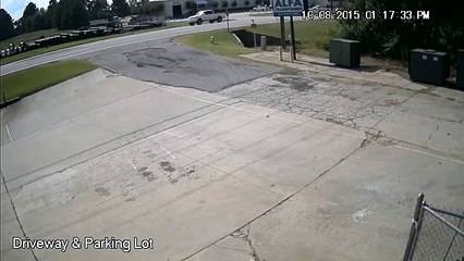 Reboque solta-se e provoca acidente Brutal!!!