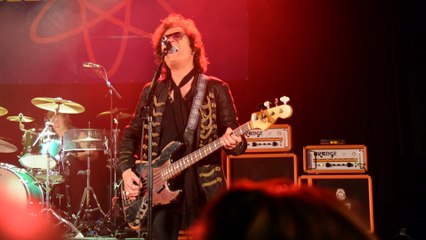 Glenn Hughes : "Mistreated" live Leffrinckoucke (France)
