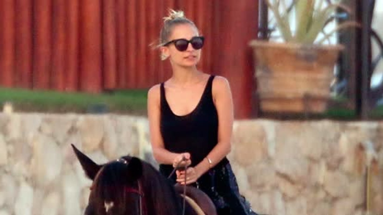 Nicole Richie Sexy Mexican Getaway