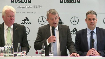 German football chief says no bribes, slush funds in 2006 bid