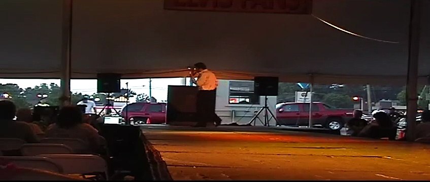 Colin Paul talking about Chris Drummond at Elvis Week (video)