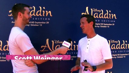 "Aladdin's" Voice, Scott Weinger's experience with Robin Williams!