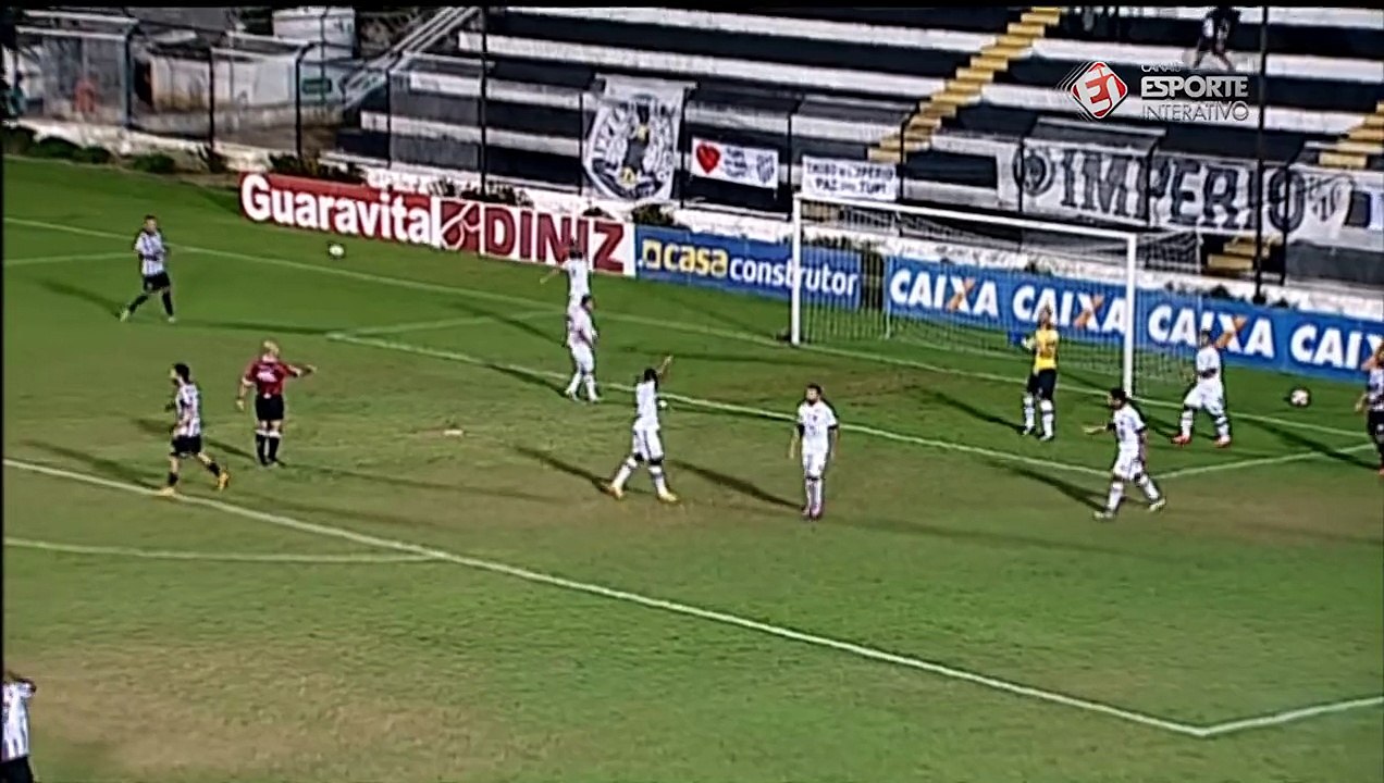 Felipe Augusto puxa contra-ataque e quase marca o primeiro