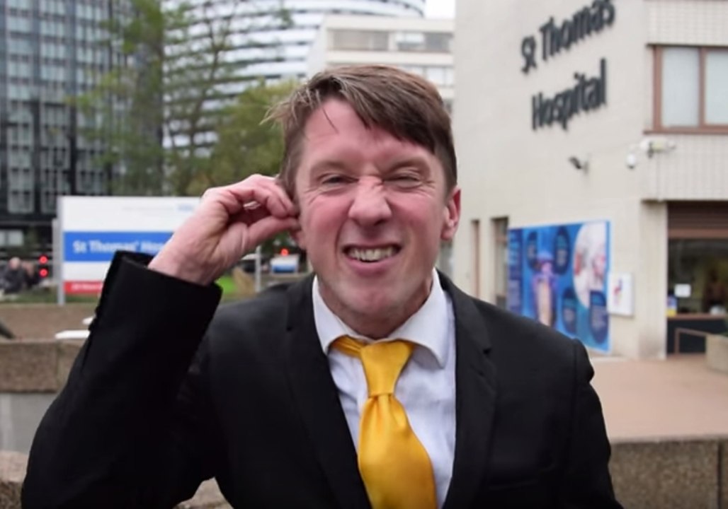 Spoof Reporter Gives His Views on Jeremy Hunt