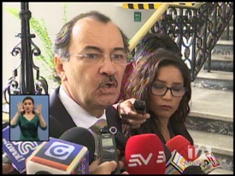 Presidente almorzó con las autoridades de control