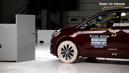 [CRASH TEST] 2016 Toyota Sienna vs 2016 Kia Sedona