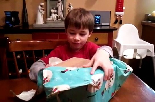 Jimmy Kimmel worst presents ever youtube challenge jimmy kimmel worst christmas Present ev